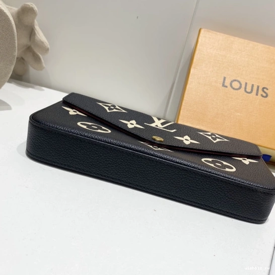 WIS LOUIS FÉLICIE POCHETTE VUITTON 0203